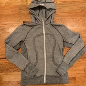 Lululemon scuba hoodie size 8